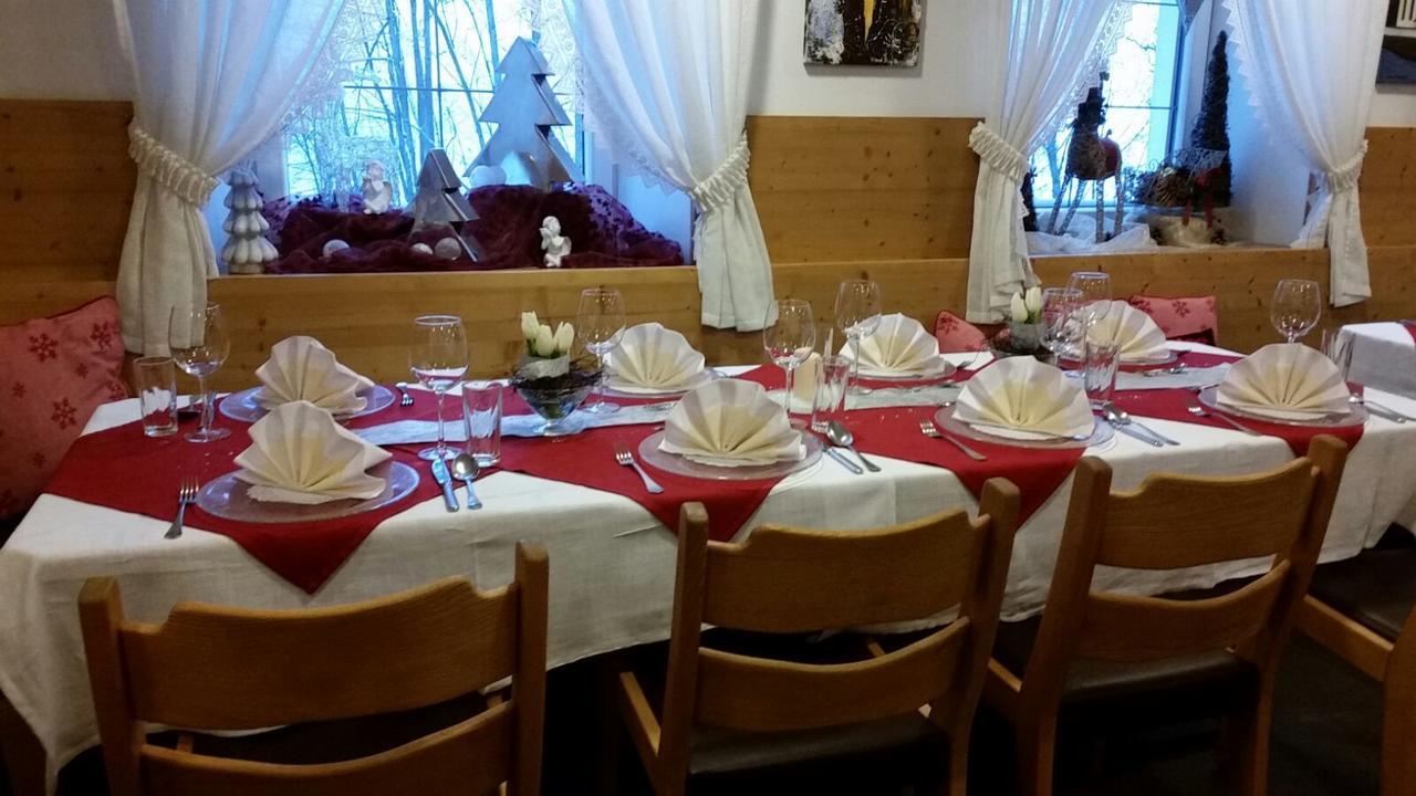 Gasthaus Vinaders Gries Buitenkant foto
