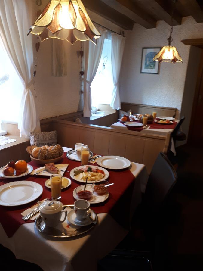 Gasthaus Vinaders Gries Buitenkant foto